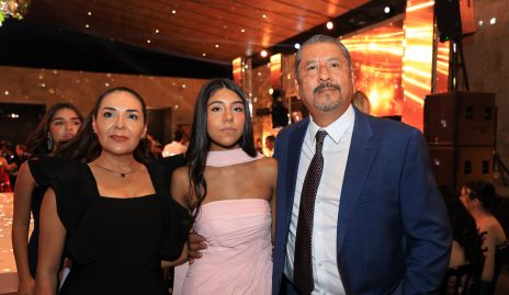  Araceli Vázquez, Regina Hernández y Gerardo Hernández.