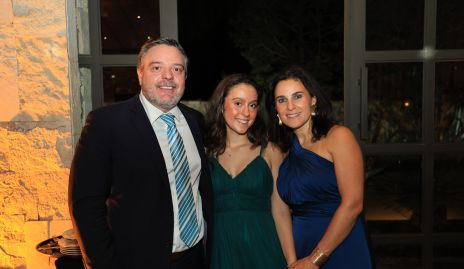  Héctor Morales y Yolanda Pérez con su hija Paula.