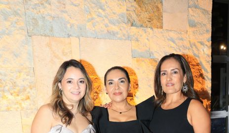  Georgina Stevens, Araceli Vázquez y Rocío López.