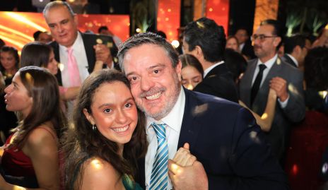  Héctor Morales con su hija Paula.