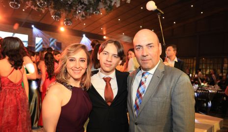  Sandra Aldrete, Nicolás y Marcelo Basurto.