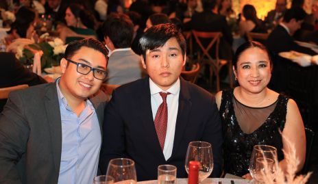  Toño Ávalos, Rafael y Lupita Ávalos.