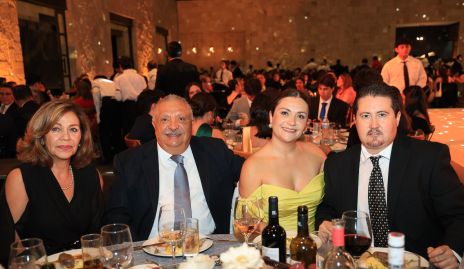  Ana Luz Soto, Antonio Curiel, Ana Curiel y Antonio Herrán.