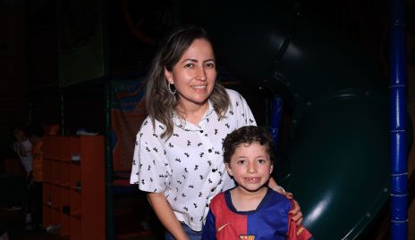  Adriana Bretón y Anton Bretón.