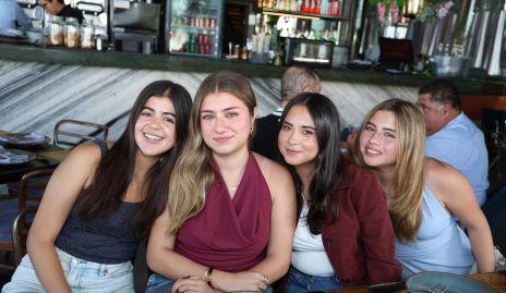  Sofi Abella, Isabella Rossel, Mare Cordero y Danna Heinze.