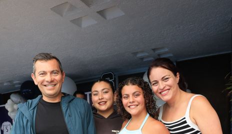  Pedro, Nicolet, Anelí y Alejandra con Daniel.