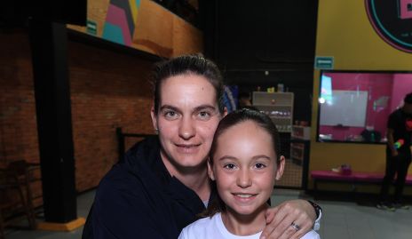 Hannia Abud y Álica Torres.