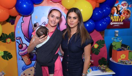  Diana Favela y Bárbara Berrones.