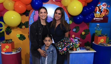  Daniela Gutiérrez, Lorenza Conde y Bárbara Berrones.