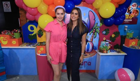  Diana Favela y Bárbara Berrones.