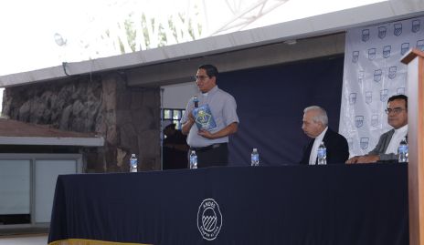  Padre Alejandro.