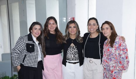  Karla Hernández, Pupi Torrescano, Verónica de Zamanillo, Elizabeth Estévez y Bibi Perea.