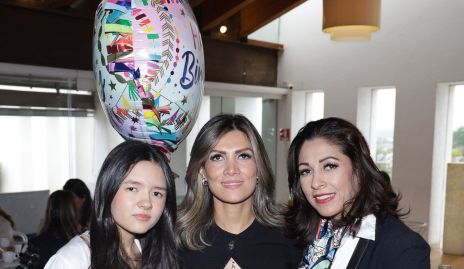  Karen Huesca, Verónica de Zamanillo y Beatriz Martínez.