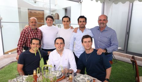  Despedida de soltero para Santiago Rodríguez.