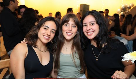  Cristina Ortiz, Isabel Abella y Marijó López.