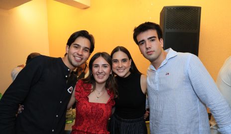  Diego González, Elena Aguirre, Bárbara González y Rodrigo Aguirre.
