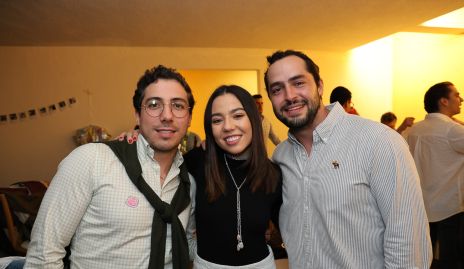  Roberto Michel, Ale Michel y Santiago Maza.