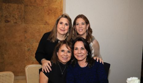 Marisol Hernández, Malena Yagüe, Martha Hernández y Lupita Hernández.