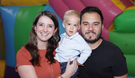  Lucía López, Luca López y Pepe López Alonso.
