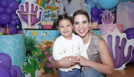 Isabella Ruiz y Mónica Dávila.