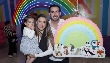 Alenca Chevaile, María José Hernández y Gerardo Chevaile.