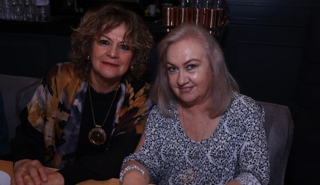  Lupita Chávez y Laura Nales.