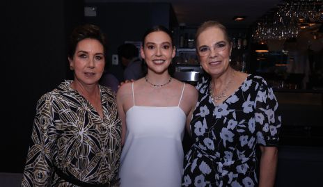  Ana Hunter, Alejandra Morales y Claudia Neuman.