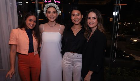  Sofía Hernández, Alejandra Morales, Andrea Alfaro y Cecilia Desouches.