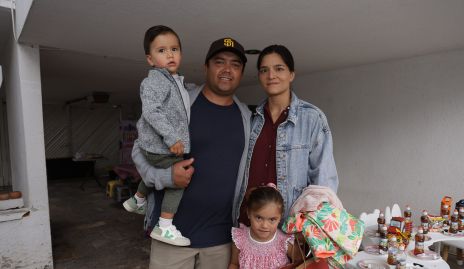  Matías Pérez, César Pérez y Beatriz Castillo e Inés Pérez.