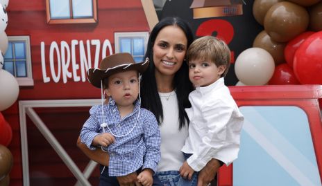  Lorenzo Enríquez, Natalia Leal y Juan Manuel Zárate.