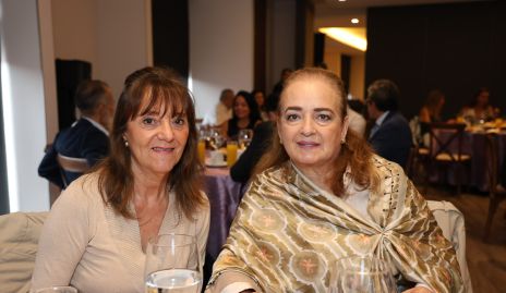  Tere de la Torre y Martha del Pozo.