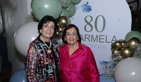  Carmela Stevens y Lety Cardona.