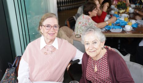  Rosa Elena Navarro de Cataño y Margarita Mendizábal.