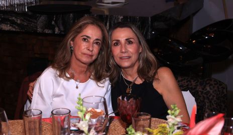  Patricia Gaviño y Roxana Serna.