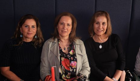 Lorena Robles, Marcela Pozas y Magda Sagaon.
