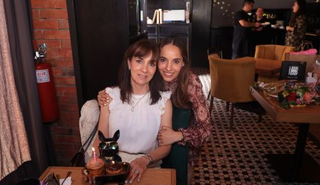  Pituca Espinosa y Fer Paredes.
