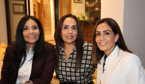  Lety Stevens, Marianela Villanueva y Came Stevens.
