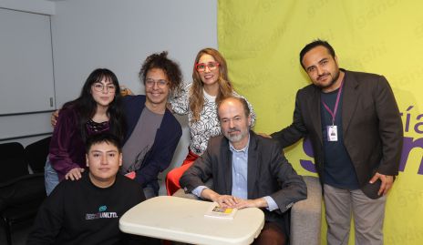  Karla Calvillo, Nicolás Picasso, Mauricio Soto, Vanessa Cortés, Juan Villoro y David Ortiz.