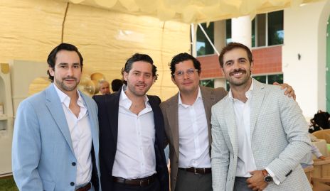  Everardo Araiza, Abraham Salgado, Rodrigo Palos e Iker Monsech.