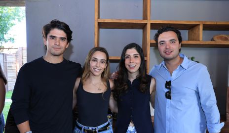  Juan Pablo Leiva, Mary del Valle, Paola Dávila y Enrique Quintero.