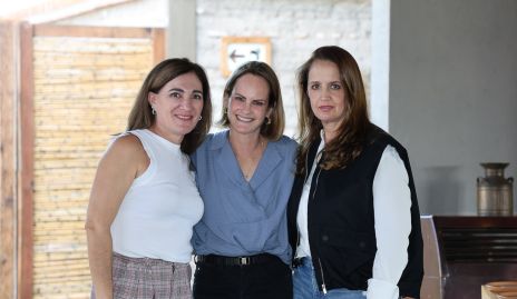  Ana María Anaya, Rocío Gómez y Montse Fonte.