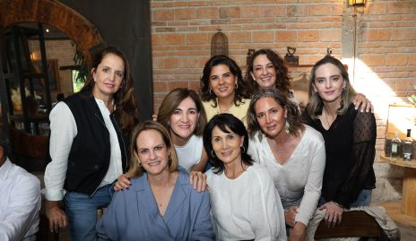  Montse Fonte, Rocío Gómez, Ana María Anaya, Vicky Fernández, Montse Abella, Alicia Téllez, Gloria Martínez e Irene Loyo.