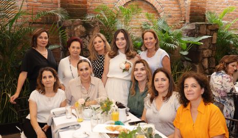  Vero Anaya, Eva Pardo, Eva Anaya, Gaby Martins, Paty Díaz, Cristina Ruiz, Maricarmen Ayana, Gaby Lozano, Gaby Carreón y Laura Nieto.