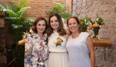  Silvia Gómez, Gaby Martins y Patricia Díaz.