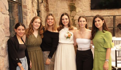  Daniela Navarro, Maricarmen Mendizábal, Isa Motilla, Gaby Martins, Nuria Oliva y Camila Villarreal.