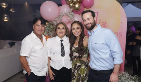 José Longoria, Paola Longoria y Leticia Longoria y Jeff Mihaljevic.