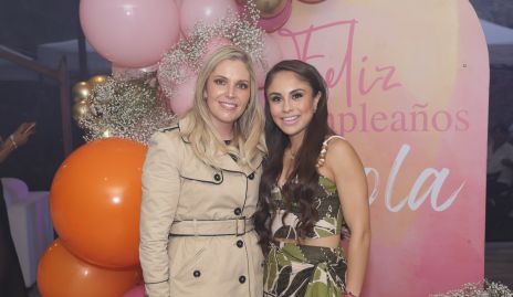 Montse García y Paola Longoria.