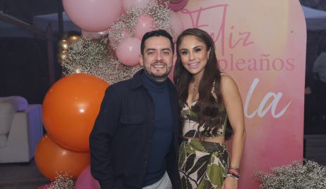  Donald Margut y Paola Longoria.