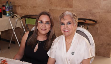  Elis Quintero y Juana Durán.