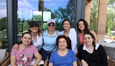  Familia Alcalde Nava, Verónica y Marcela Alcalde, Vero y Andrea Abud, Cristina Alcalde Tití Nava y Fernanda Mendizábal.